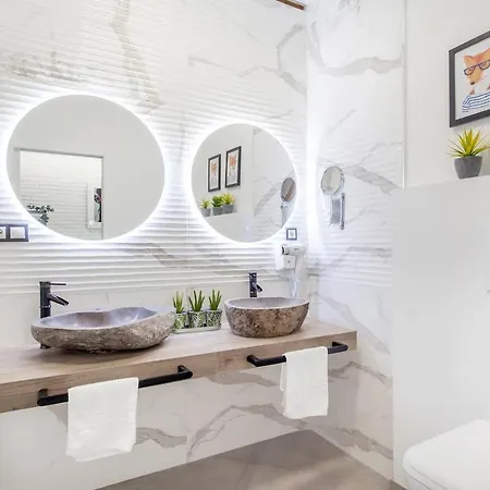 Modern&confort Premium Concept Ruzafa , Apartmán *